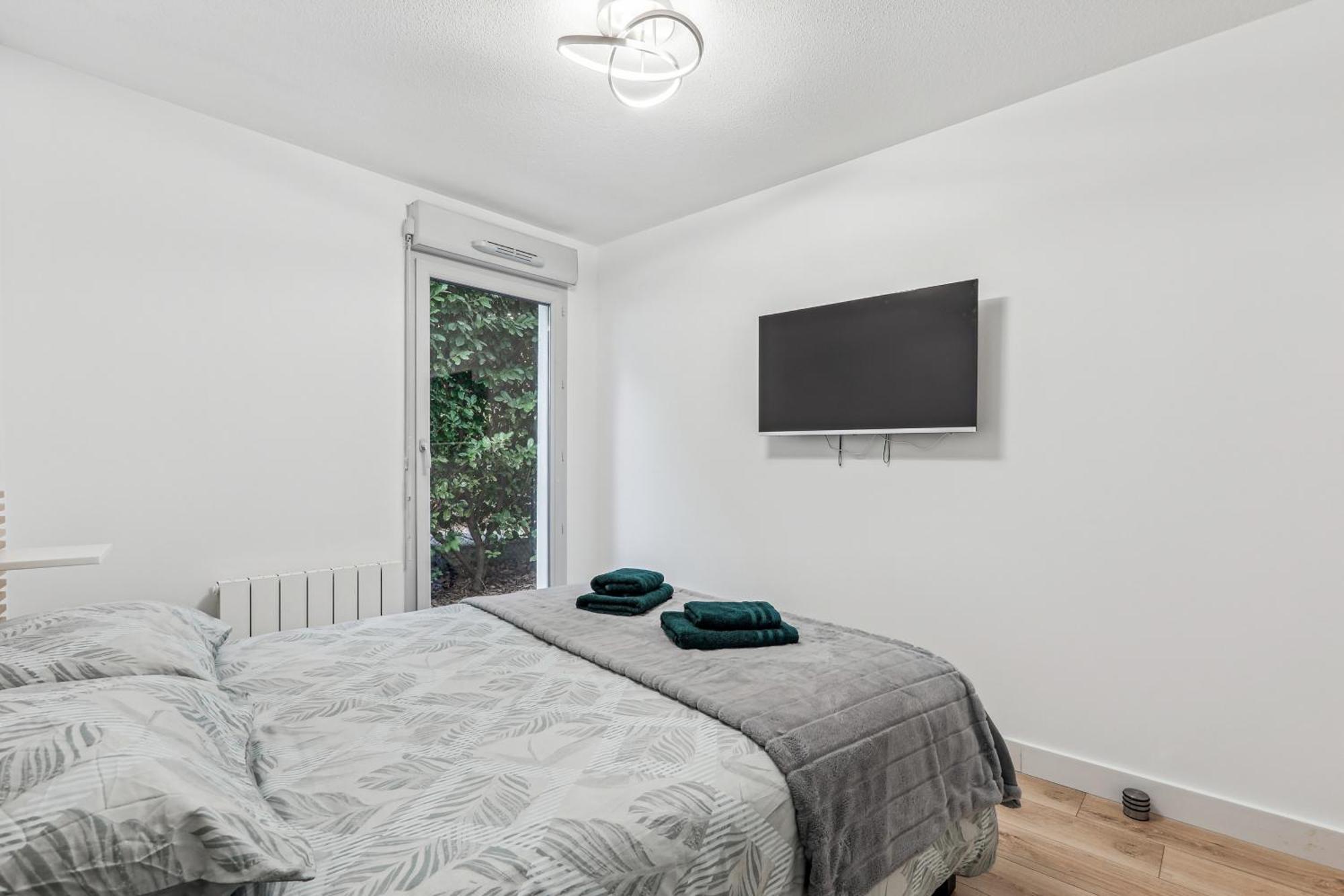 Comfort And Tranquility Near Lyon And Groupama Stadium, 4 Personnes Meyzieu Extérieur photo