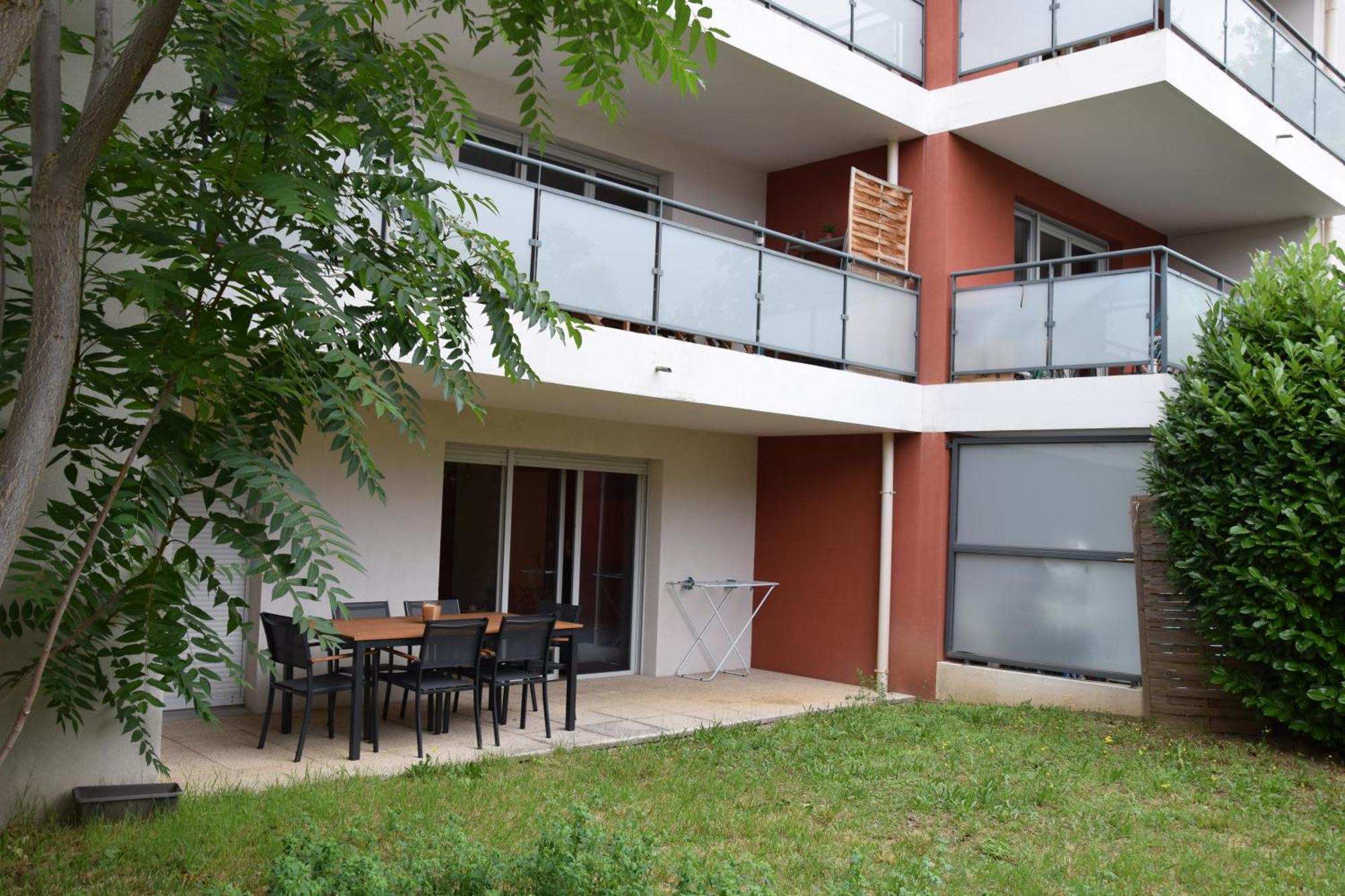 Comfort And Tranquility Near Lyon And Groupama Stadium, 4 Personnes Meyzieu Extérieur photo